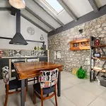 Casa De Stalla With Private Pool In Porec